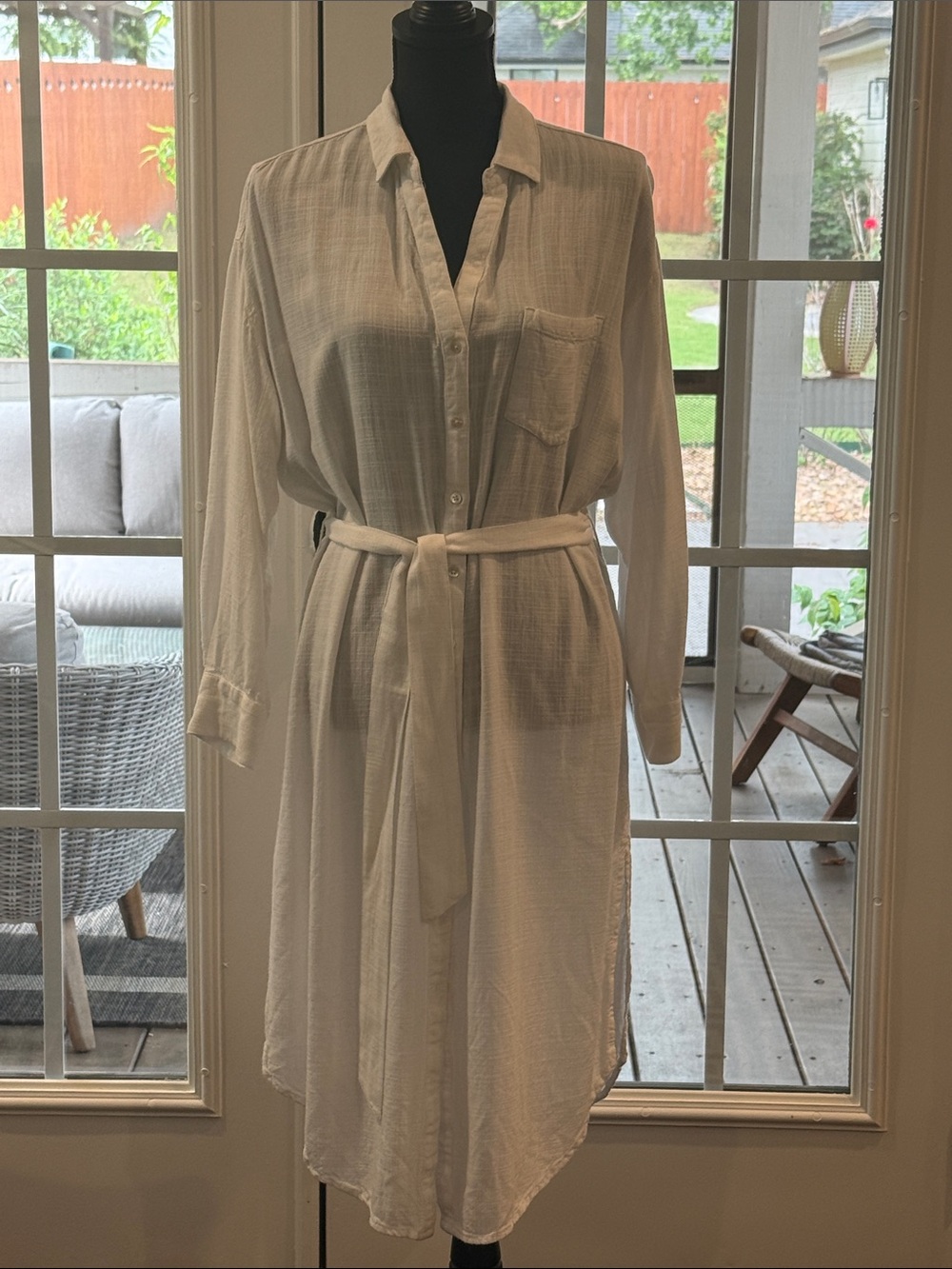 L Space Lightweight White Long-Sleeve Button Shirt Dress with Waist Tie
